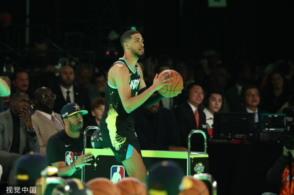 才重返赛场 才重返赛场